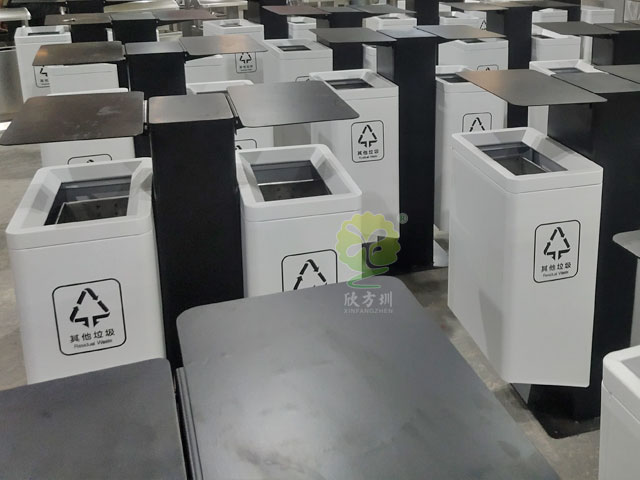 深圳坂田道路2分類不銹鋼戶外果皮垃圾箱